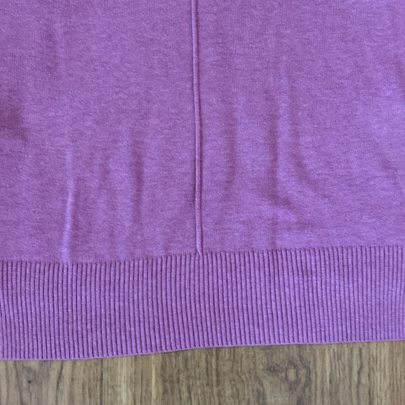 Old Navy dusty rose, long sleeve, v-neck tunic sweater - Picture 8 of 11